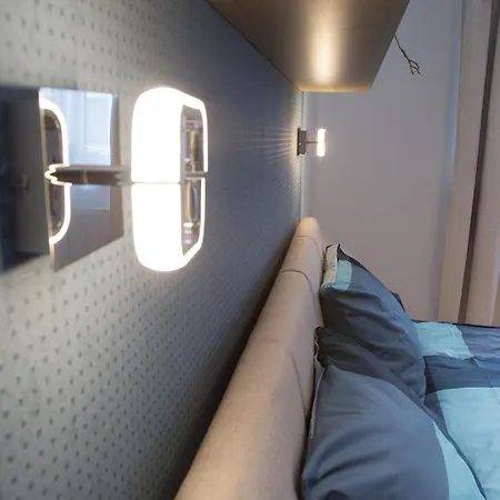 Crvn4 #freeparking * 부다페스트