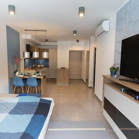 Crvn4 #freeparking Apartment
